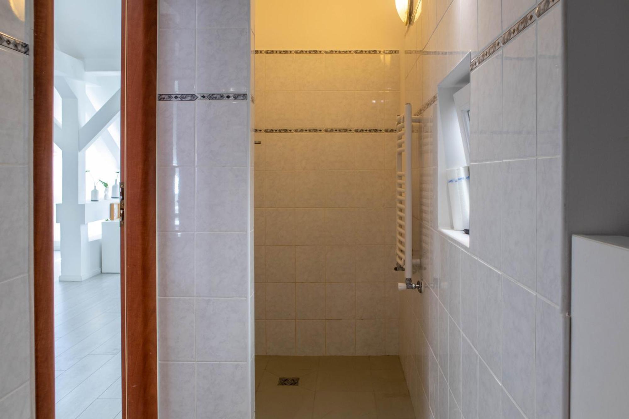 High Light Apartment Budapest Bagian luar foto